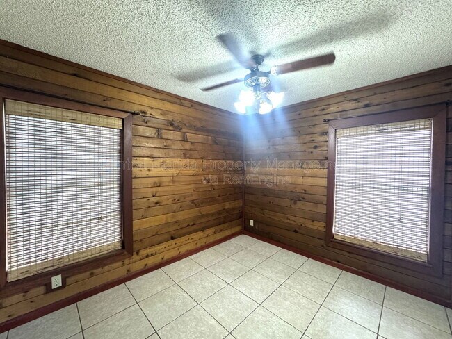 Photo - 1620 Nora Tyson Rd