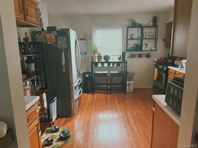 39 Blooms Corners Rd