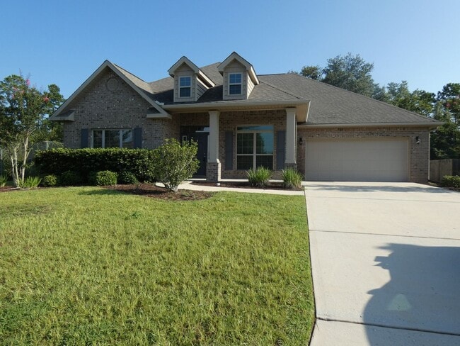 Building Photo - Spacious 5-Bedroom Home - Heart of Pace