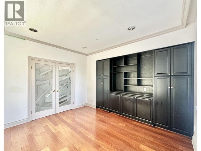 Photo - 883 W 52nd Ave