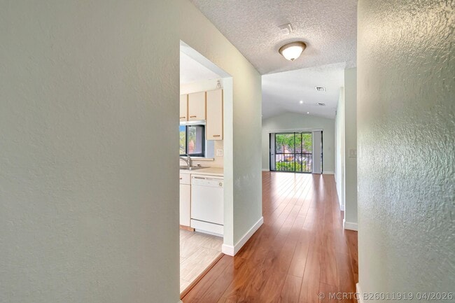 Photo - 351 Club Cir Unit 207
