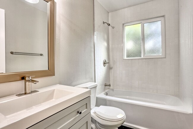 Photo - 2823 Stanford Rd Unit 2823 Stanford Rd