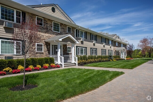 Building Photo - 315 Robinson Ave Unit 315-6 Rental