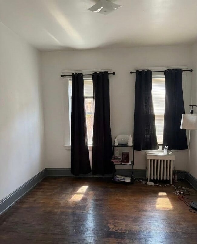 Building Photo - 2179 Murray Hill Rd Unit 2