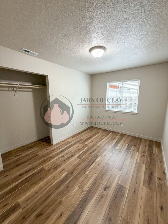 Photo - 1010/1012 NW Highlands Loop Unit 1012 NW Highlands Loop