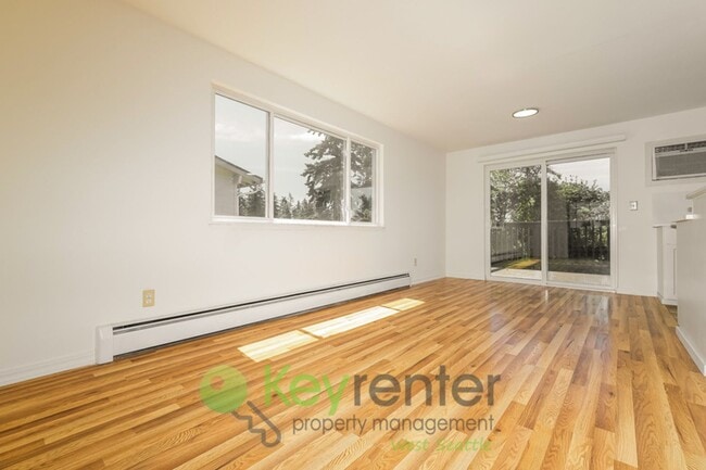 Photo - 15433 22nd Ave SW