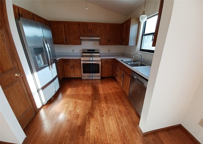 Photo - 2407 Muegge Rd