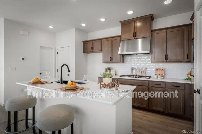 Photo - 6323 Scrabble Vw