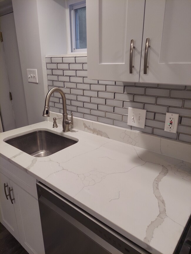 Photo - 5015 N Capitol St NE Unit B