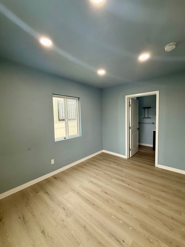 Photo - 6006 S Wilton Pl