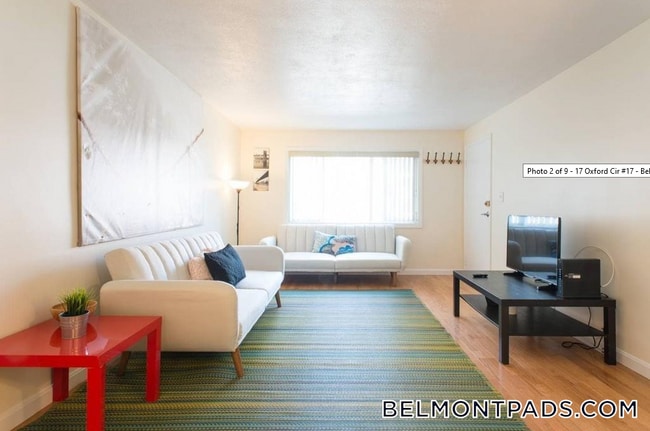 Photo - 17 Oxford Cir