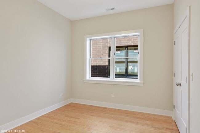 Photo - SUBLET - 3 Bed 2 Bath Condo Quality in Ros... Unit 3116 - 2N