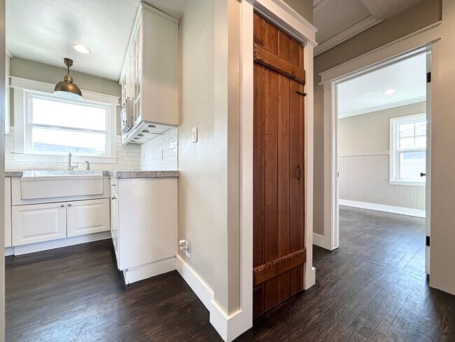 Photo - 2054 E Crystal Ave
