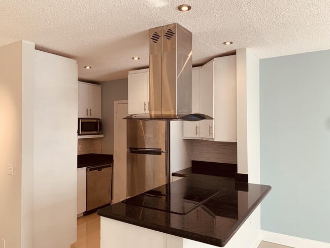 Photo - 2251 NE 66th St Unit 1612