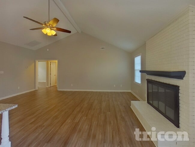 Photo - 11106 Pinetta Ln