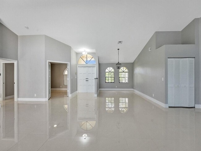 Photo - 5029 NW 98th Ln