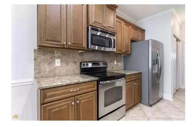 Photo - 211 Gray Fox Xing