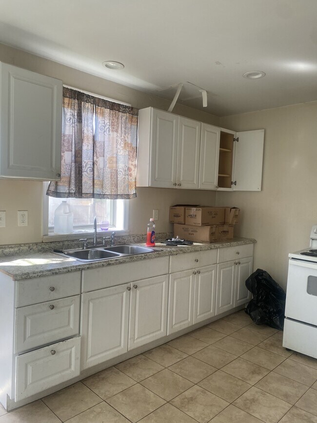 Photo - 29 Oakwood Ln