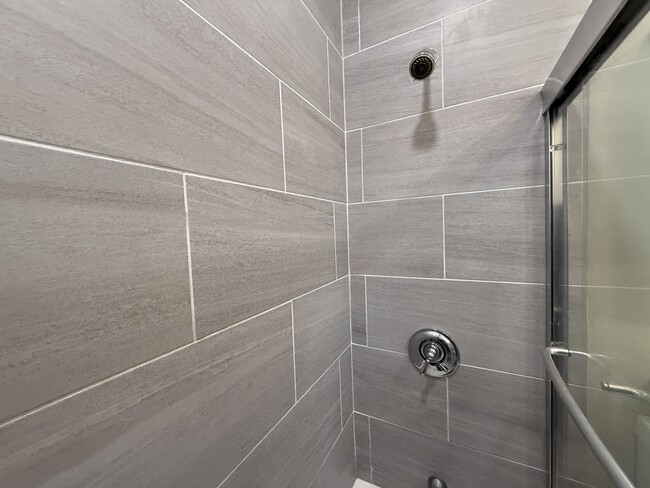 Photo - 27 Woodward St Unit 3