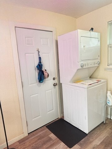 Photo - Charming affordable 3/1.5 House minutes from NAS Pensacola & Corry Station