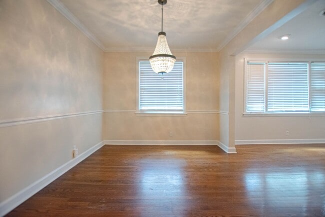 Photo - Three Bedroom off of Madison!