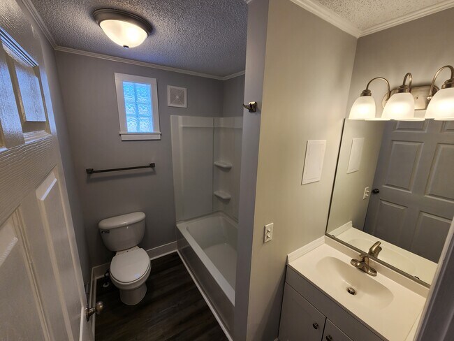 Photo - 260 N Cleveland Park Dr Unit B