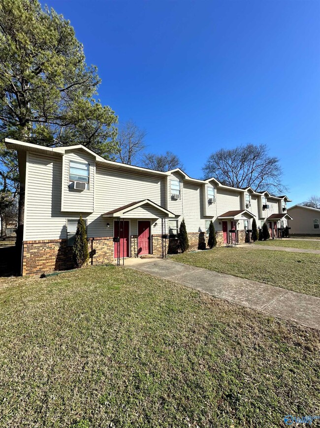 Photo - 1309 Halsey Ave NE Townhome