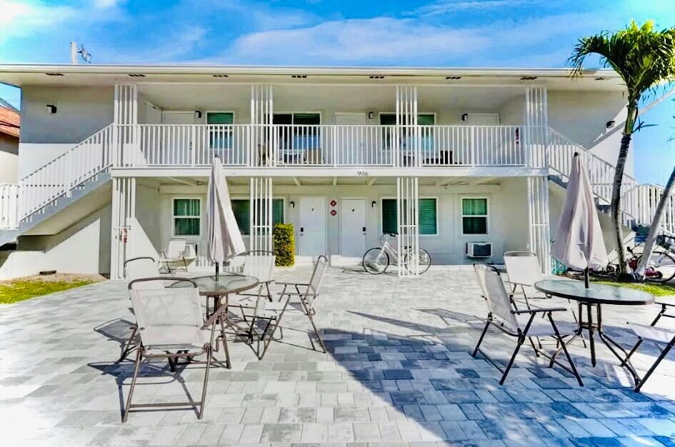 Photo - 906 N Riverside Dr Unidad 1-9