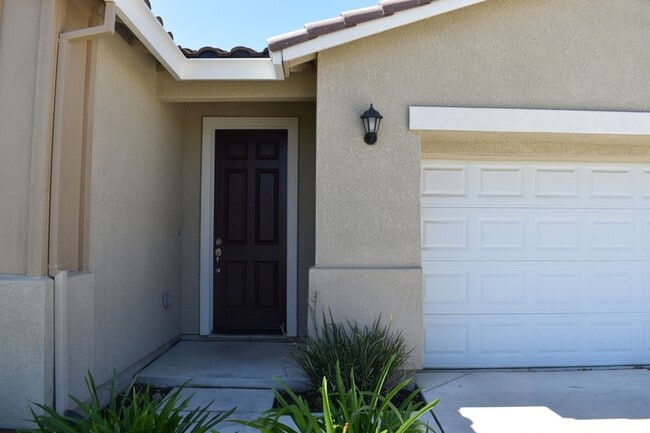 Photo - 4457 Jennifer Wy