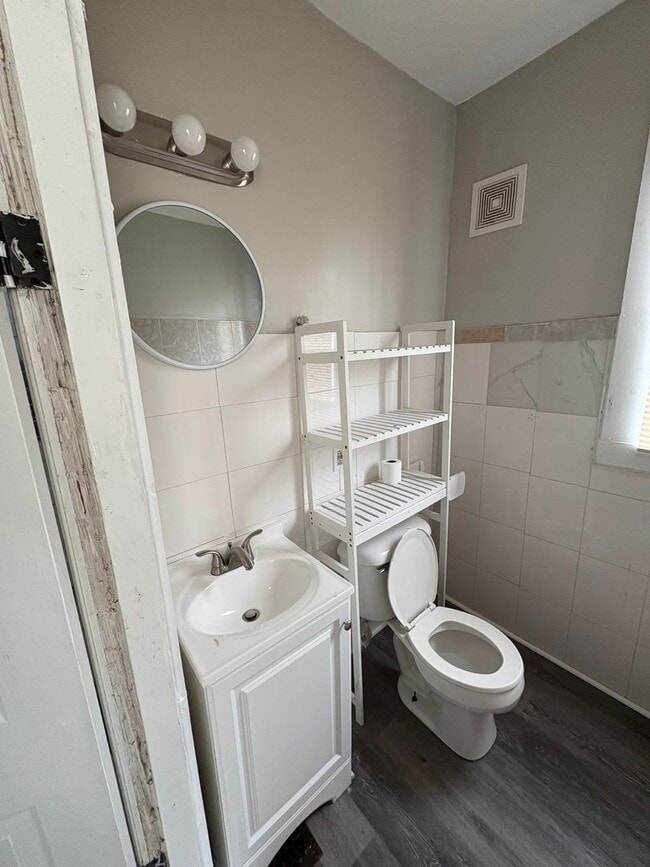 Photo - Washington Heights Unit 1240(Lower)