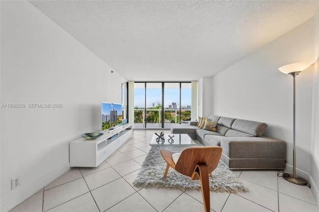 Photo - 3598 Yacht Club Dr