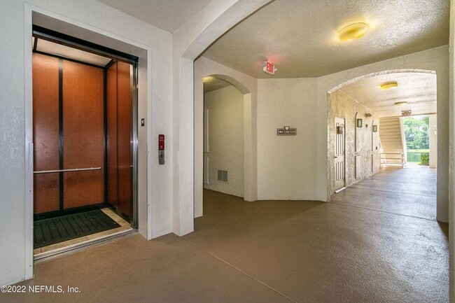 Photo - 11251 Campfield Dr