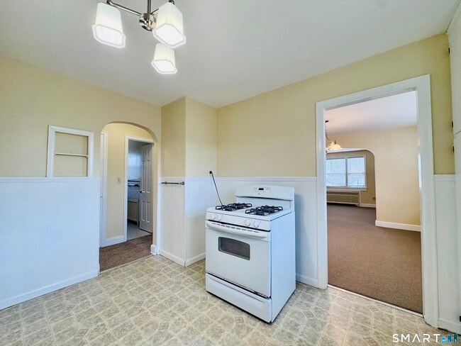 Photo - 47 Clover St