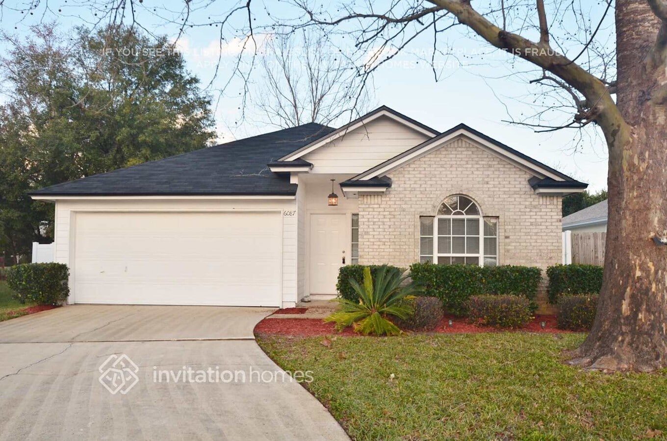 Photo - 6087 Alpenrose Ave