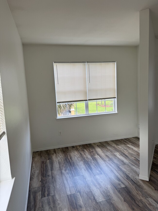 Photo - 5692 Star Rush Dr Unit 202