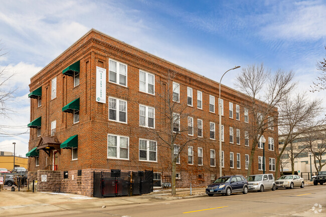 Building Photo - 500 S Dakota Avenue Rental