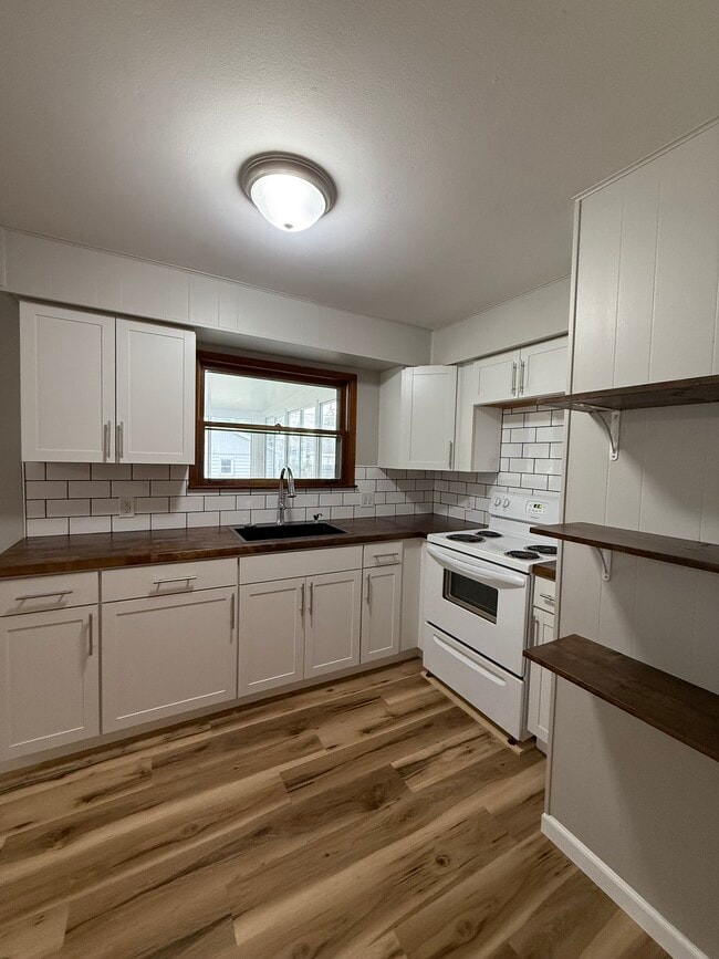 Photo - 418 McKinley Ave