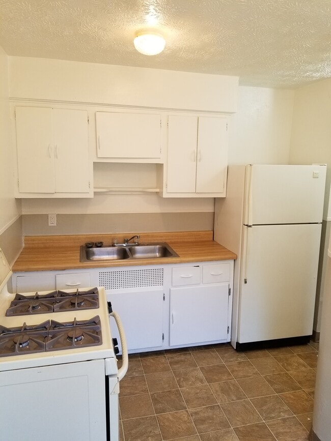 Photo - 1002 Old Orchard Ave Unit 3