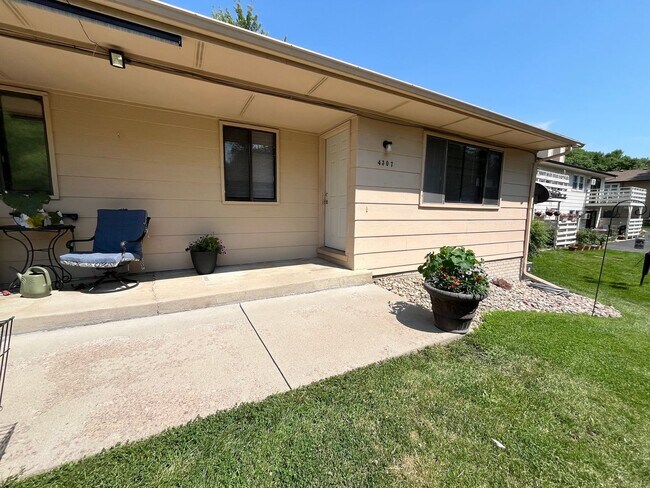 Photo - 2 Bed/2 Bath Townhome For Rent in South Sioux Falls!!