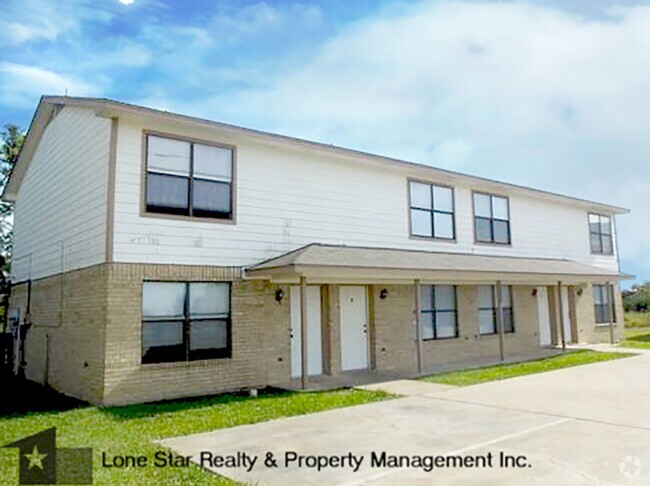 Building Photo - 1208 Monroe Loop Rental