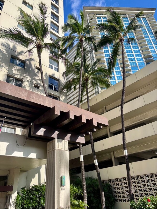 Photo - For Rent | A 3 Bedroom, 3 Bathroom, with 1 Assigned Parking Stall at Waipuna Unit 1501