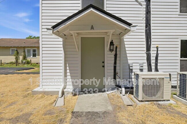 Photo - 377 Tuttle Ave