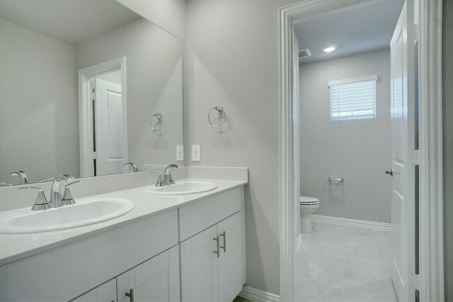 Photo - 5812 Marvel Dr