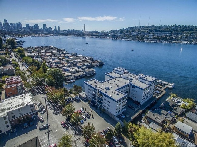 Flyover of Union Harbor complex - 2301 Fairview Ave E Unit 312