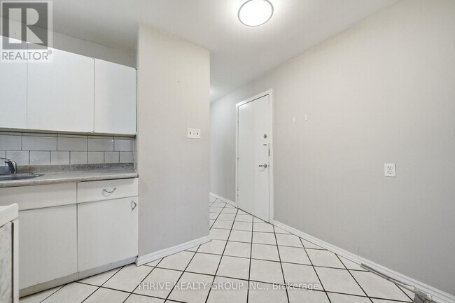 Photo - 153 Godfrey Dr Unit 1
