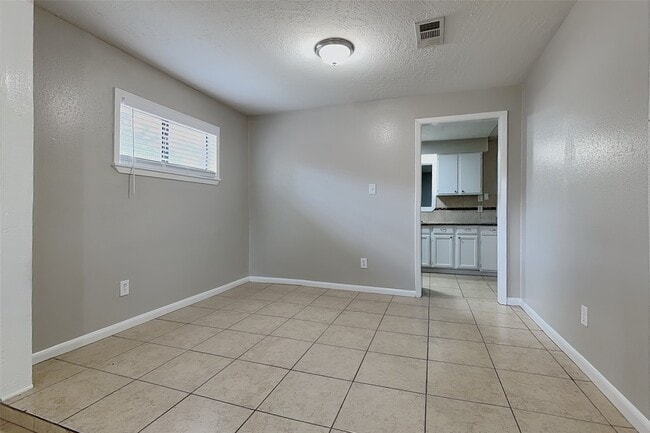 Photo - 7731 Bunker Wood Ln