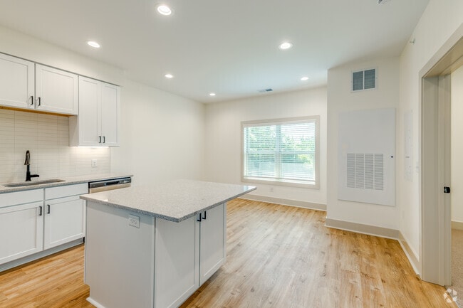 1BR, 1BA - 535SF - Living Area