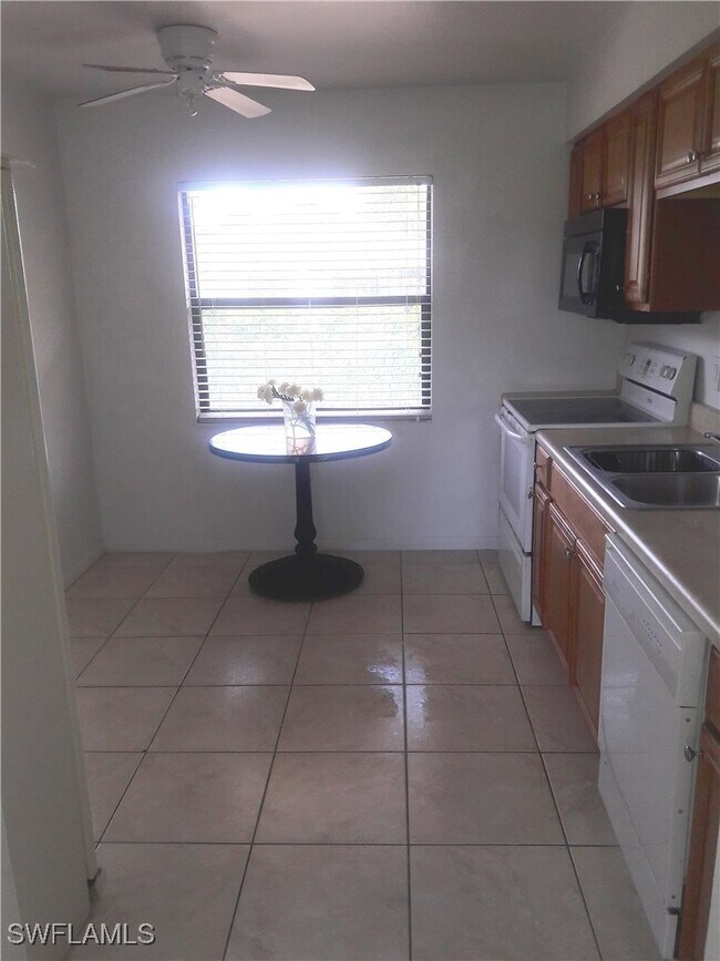 Photo - 536 111th Ave N