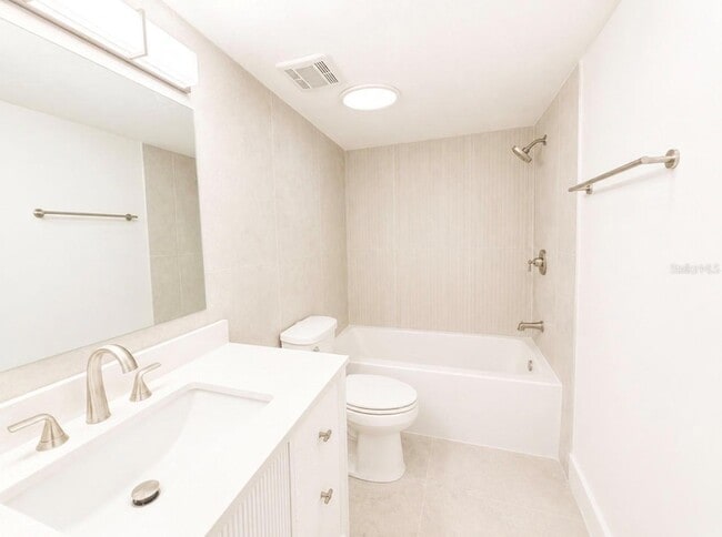 Photo - 200 Country Club Dr Unit 1505