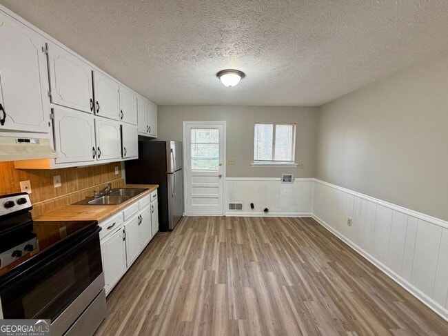 Photo - 816 Jesters Lake Dr
